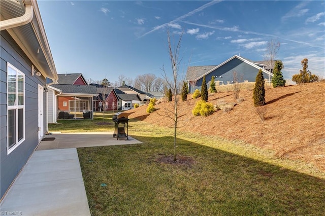 view of yard featuring a patio