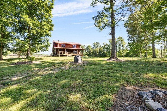 view of grassy yard