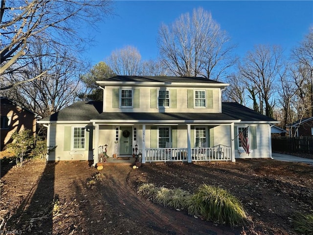 view of front of house featuring a porch