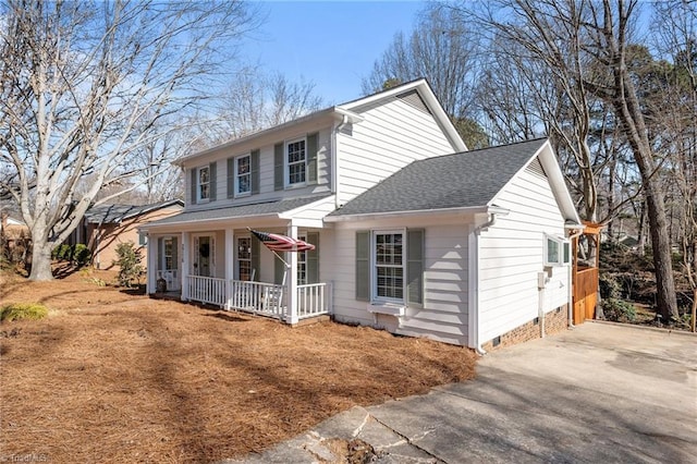 view of front of property featuring covered porch