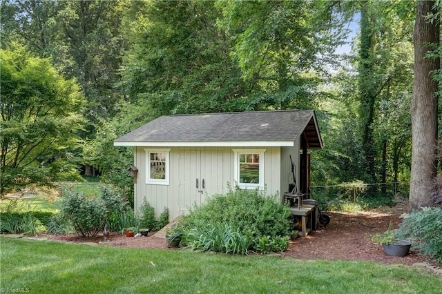 7 Pineburr Ct, Greensboro, NC 27455 - view of outbuilding featuring a wooded view