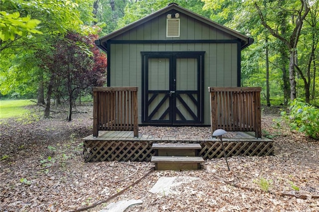 view of outbuilding