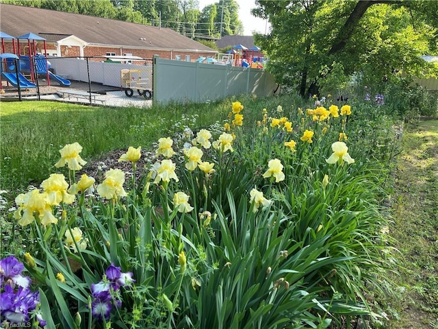 view of yard with fence
