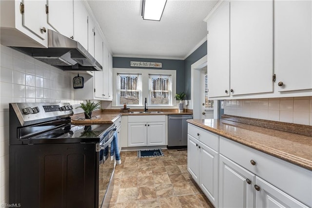 kitchen with white cabinetry, sink, crown molding, and stainless steel appliances