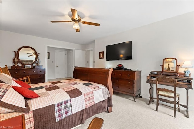 bedroom featuring carpet and a ceiling fan