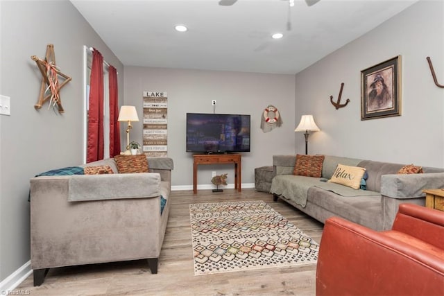 151 N Shore Dr, Lexington, NC 27292 - living area with recessed lighting, baseboards, ceiling fan, and light wood finished floors
