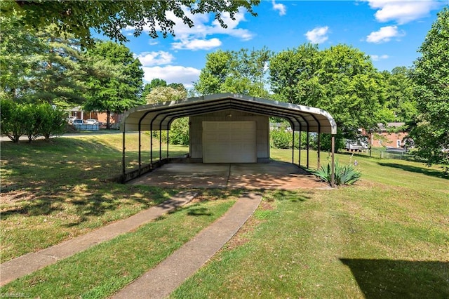 view of parking / parking lot featuring a detached garage