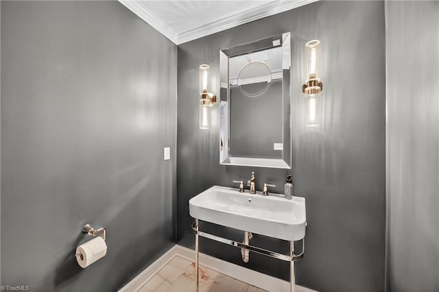 1901 Runnymede Rd, Winston-Salem, NC 27104 - bathroom featuring crown molding and baseboards