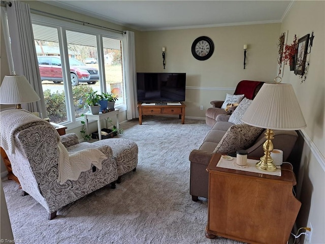 living room featuring carpet flooring and crown molding