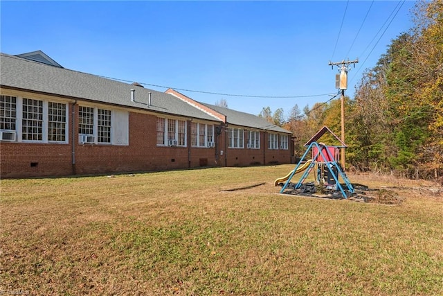 view of yard featuring a playground