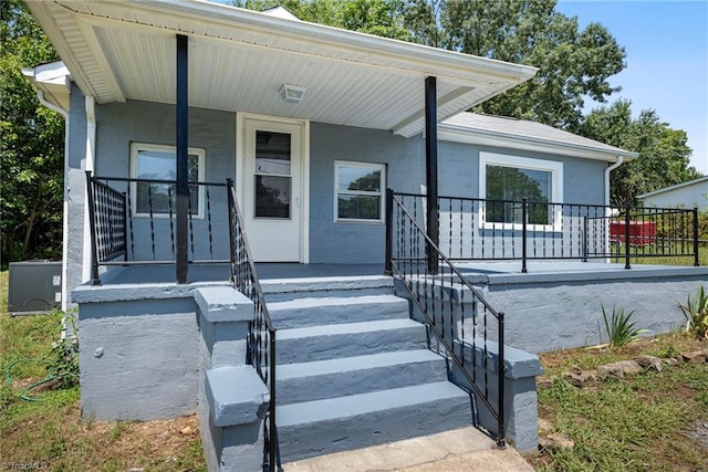 view of front of house with a porch