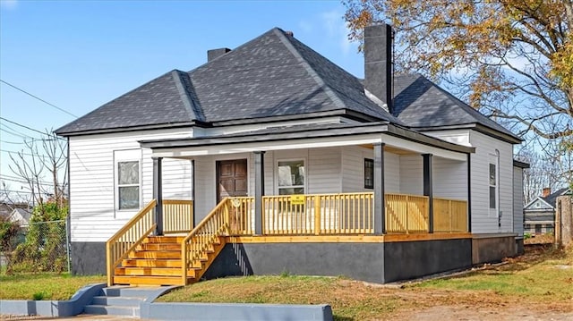 view of front of home with covered porch