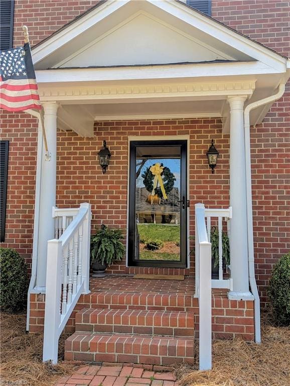 view of property entrance