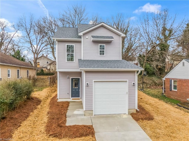 view of front property featuring a garage