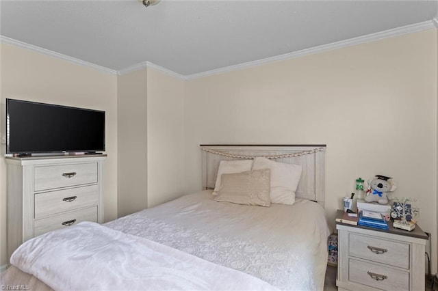 100 Monroe Dr, Lexington, NC 27295 - bedroom with crown molding