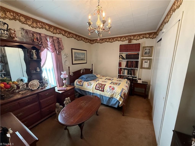 bedroom featuring ornamental molding, carpet flooring, a chandelier, and a closet