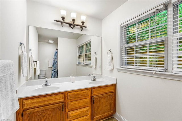162 N Hazelwood Dr, Mocksville, NC 27028 - full bathroom with double vanity and a shower with curtain