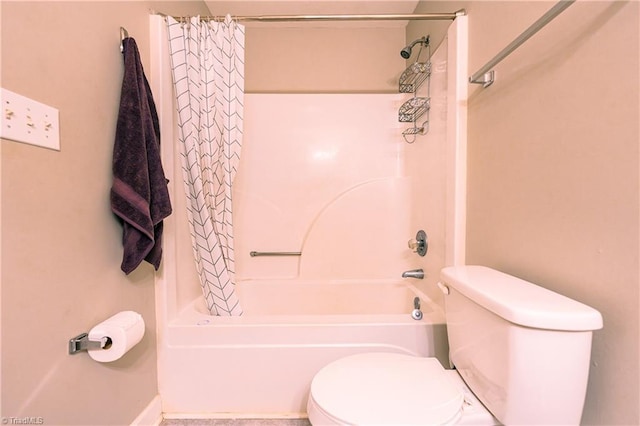 5750 Gayray St, Clemmons, NC 27012 - full bath with toilet and shower / bath combo