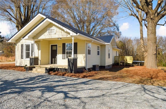 view of front of property with a porch