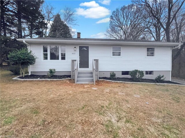 5622 Ruth Ave, Winston-Salem, NC 27105 - view of front facade featuring a front yard