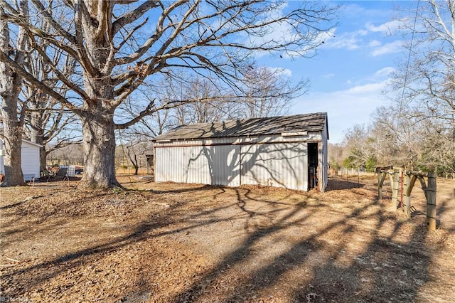 view of outbuilding