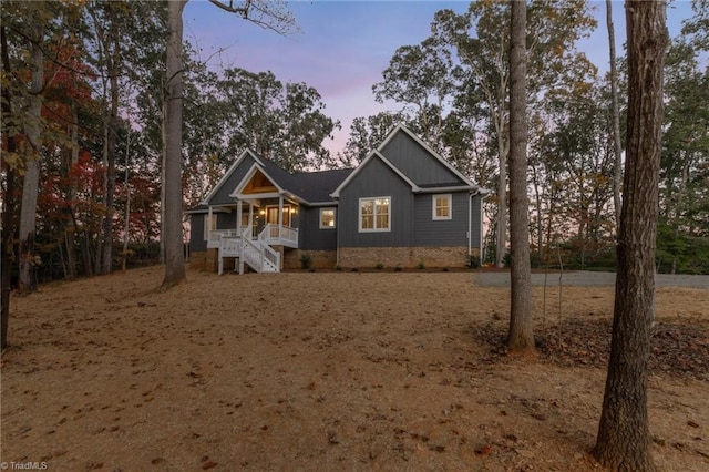 view of front of home featuring a porch