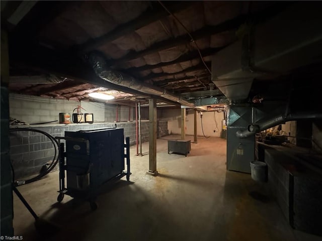 view of unfinished basement