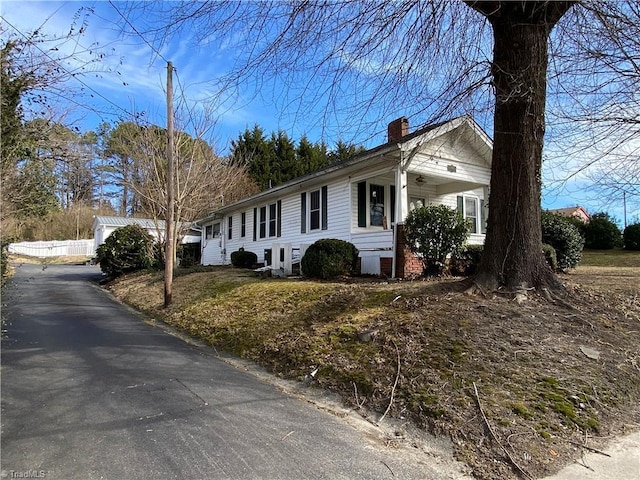 view of home's exterior