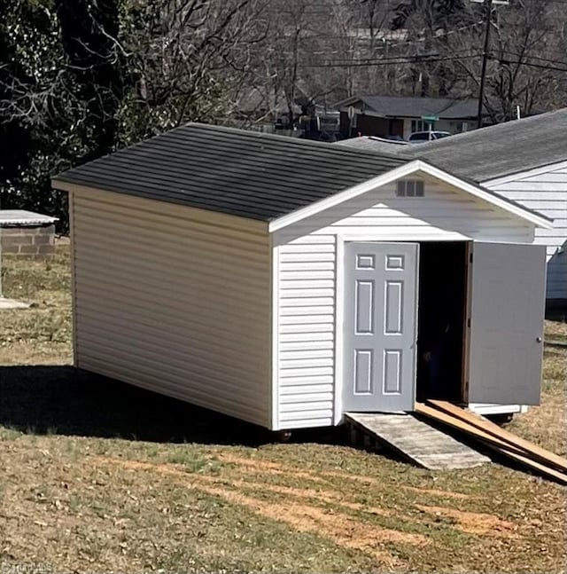 1300 W Vandalia Rd, Greensboro, NC 27406 - view of shed