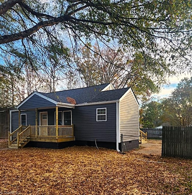 view of front of property