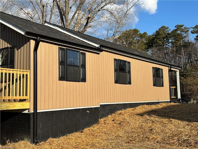 view of home's exterior