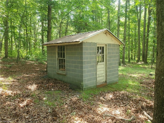 291 Virgil Hill Rd, Asheboro, NC 27205 - view of shed with a wooded view
