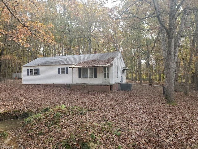 291 Virgil Hill Rd, Asheboro, NC 27205 - view of front facade with a porch and metal roof