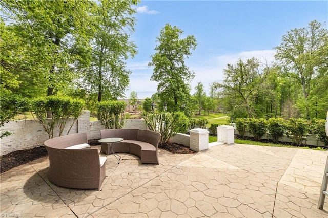 view of patio featuring an outdoor hangout area