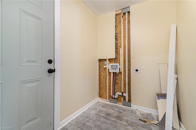 2515 N Patterson Ave, Winston-Salem, NC 27105 - hallway featuring baseboards and wood finished floors