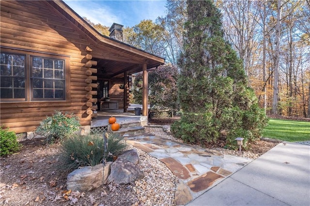 view of yard with a patio