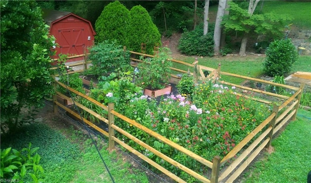 exterior space featuring a storage shed