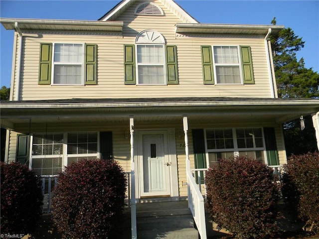 view of front facade featuring a porch