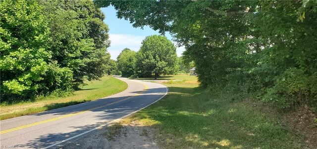 429 Harbour Ln, Dobson, NC 27017