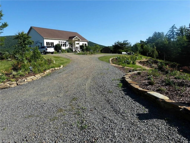 1564 Thore Rd, Pinnacle, NC 27043 - view of front facade featuring driveway