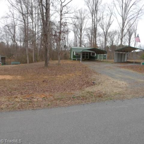 Listing photo 2 for 152 Oak Tree Dr, Mocksville NC 27028