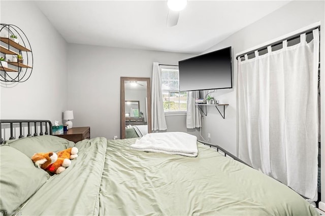 1126 E Springfield Rd, High Point, NC 27263 - bedroom with ceiling fan