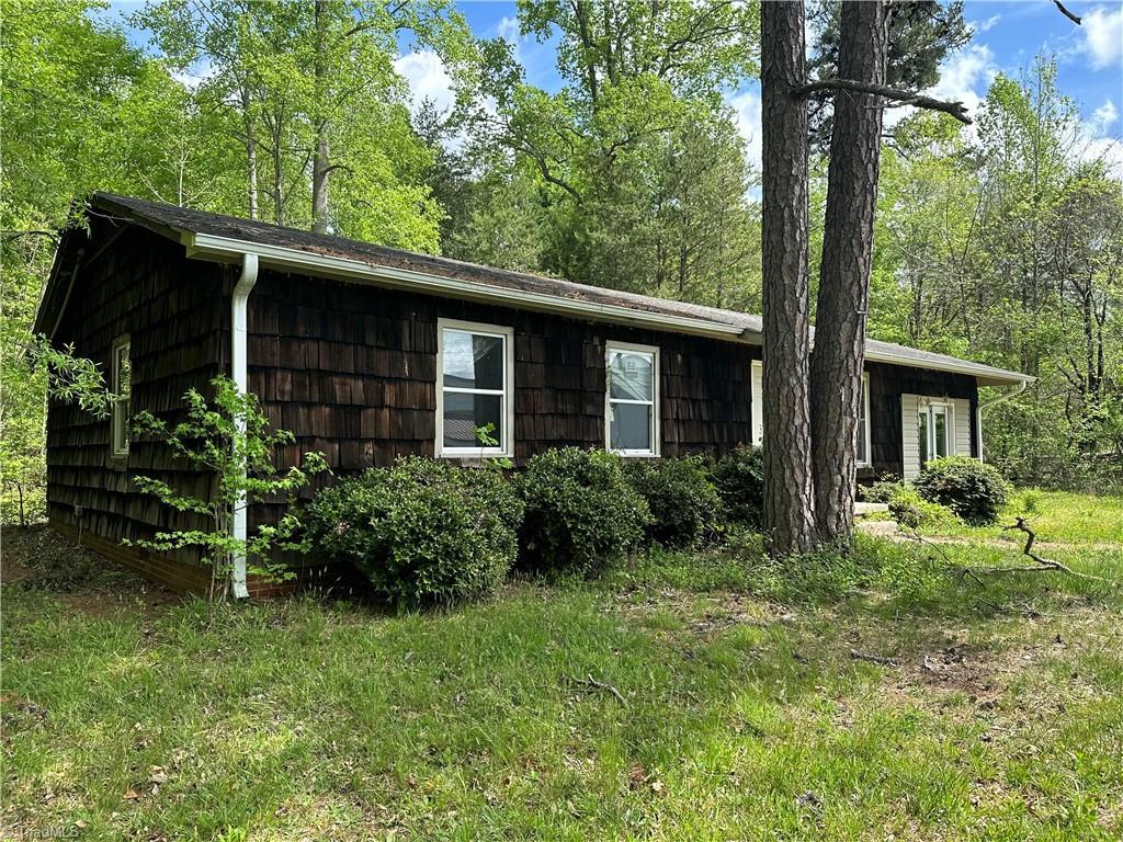 4357 Old Greensboro Rd, Winston-Salem, NC 27101 - view of home's exterior