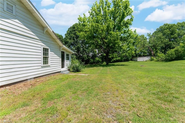 127 Oak Summit Rd, Winston-Salem, NC 27105 - view of grassy yard