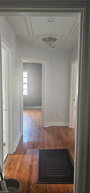 508 Twin Oak Ct, High Point, NC 27260 - corridor featuring wood finished floors and baseboards