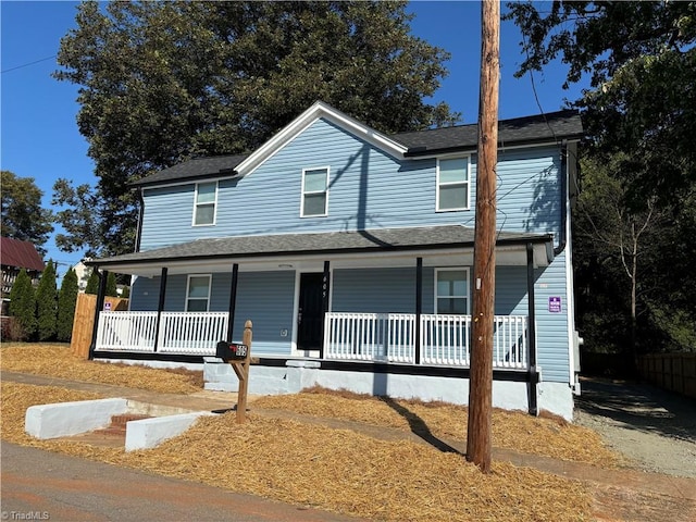 view of front of property featuring a porch