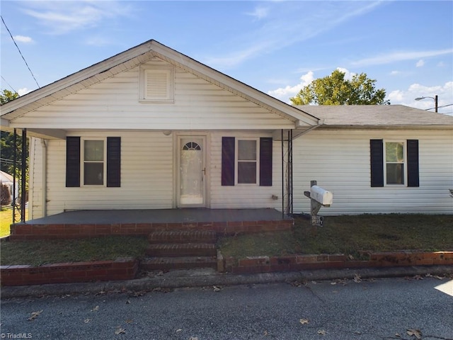 view of front facade featuring covered porch