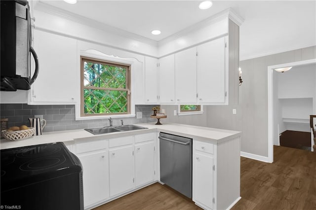 2665 Kecoughtan Rd, Pfafftown, NC 27040 - kitchen featuring black appliances, crown molding, a sink, white cabinetry, and light countertops
