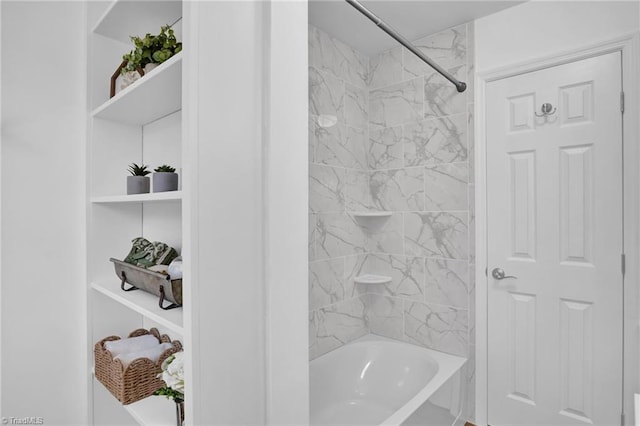 2665 Kecoughtan Rd, Pfafftown, NC 27040 - full bathroom featuring shower / bath combination