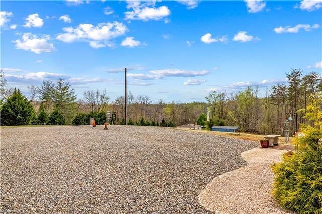 1595 Cheatham Ford Rd, Hiddenite, NC 28636 - view of yard